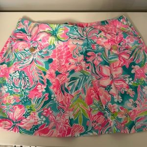 Lilly Pulitzer skort size Large